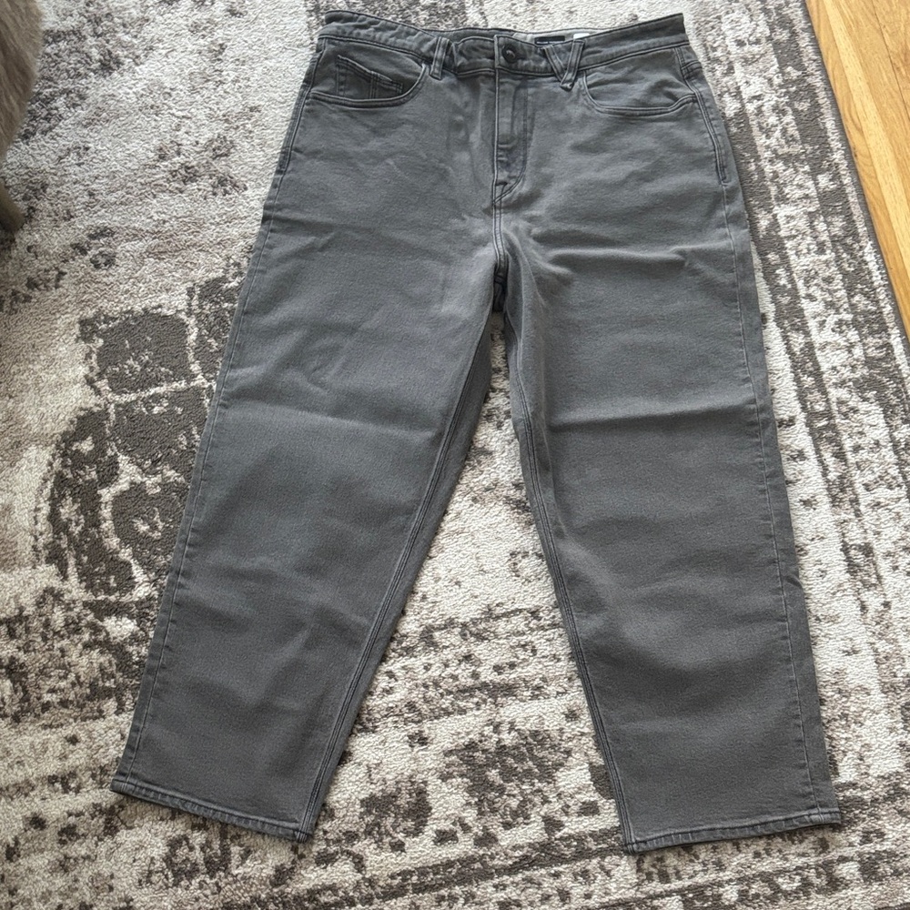 Volcom Billow Tapered Loose Fit Men’s Jeans - Gray